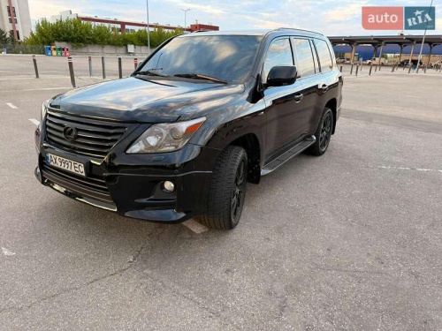 Lexus LX 2008