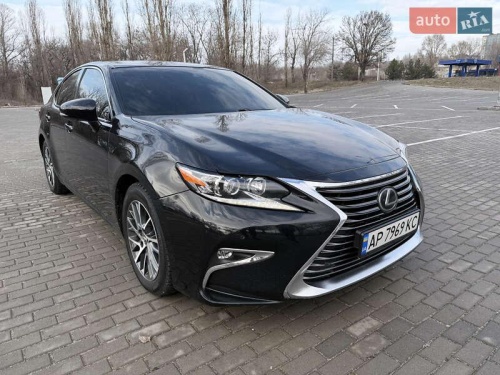 Lexus ES 2017