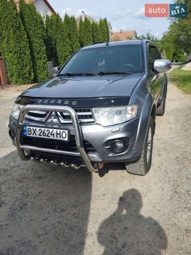 Mitsubishi Pajero Sport 2014