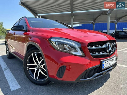 Mercedes-Benz GLA-Class 2018
