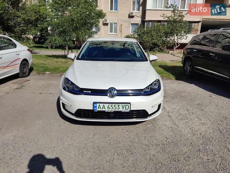 Volkswagen e-Golf 2014