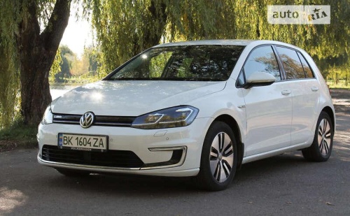 Volkswagen e-Golf 2017