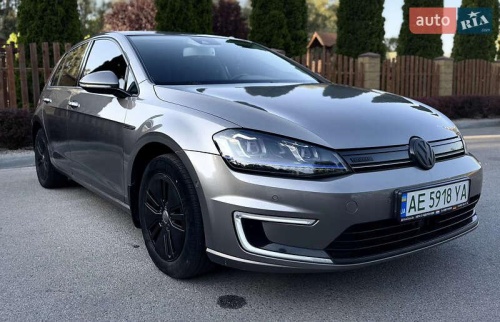 Volkswagen e-Golf 2014