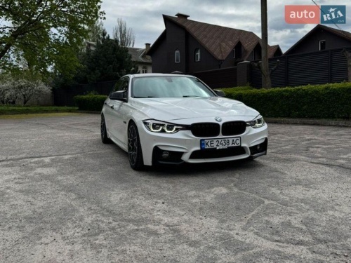 BMW 3 Series 2016