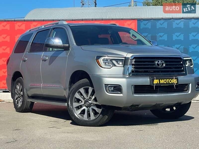 Toyota Sequoia 2020