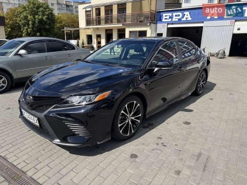 Toyota Camry 2018