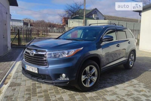 Toyota Highlander 2016