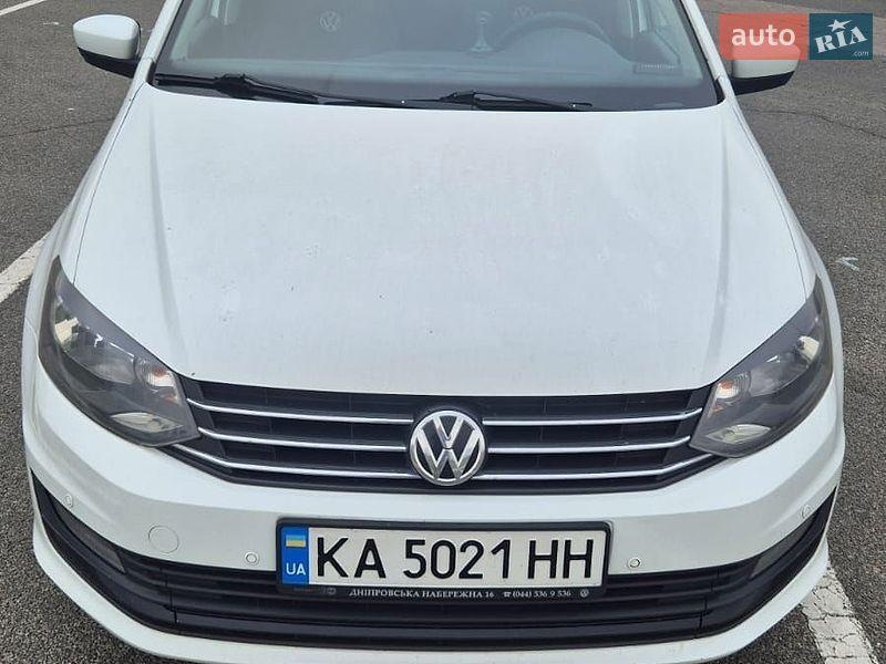 Volkswagen Polo 2015