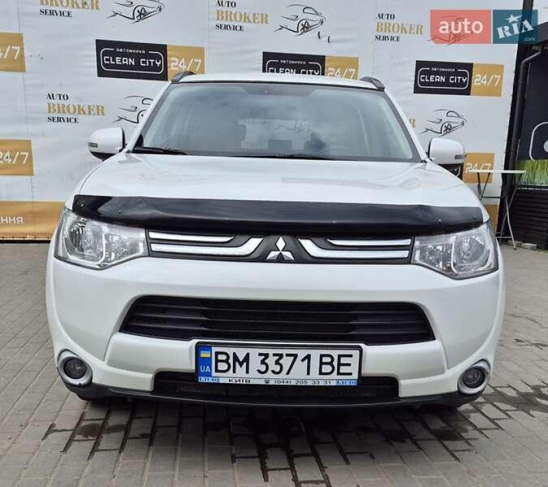 Mitsubishi Outlander 2012