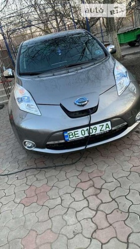 Nissan Leaf 2014