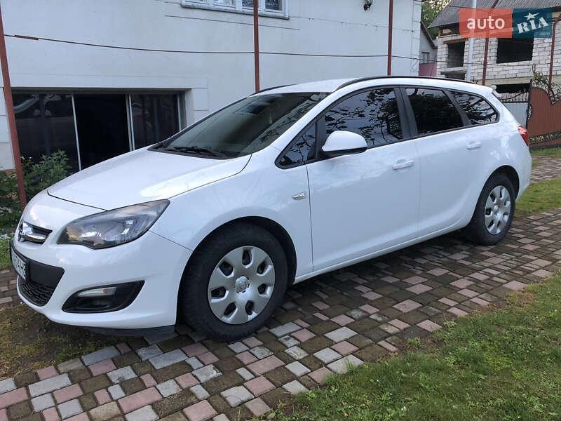 Opel Astra 2012