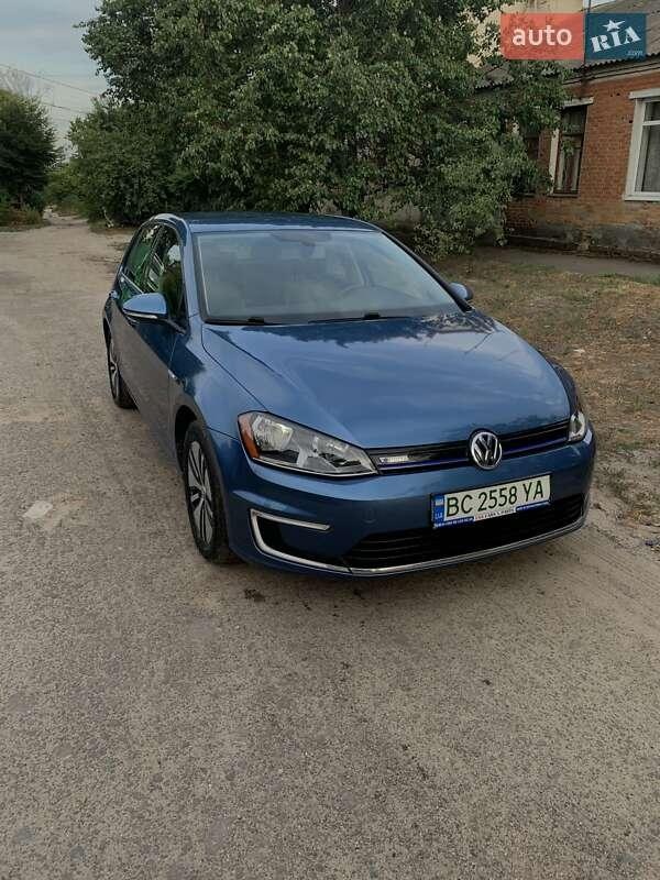 Volkswagen e-Golf 2016