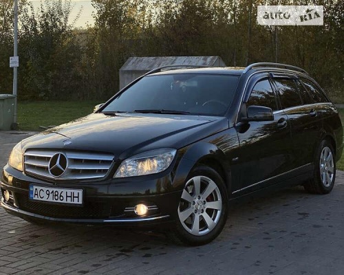 Mercedes-Benz C-Class 2011