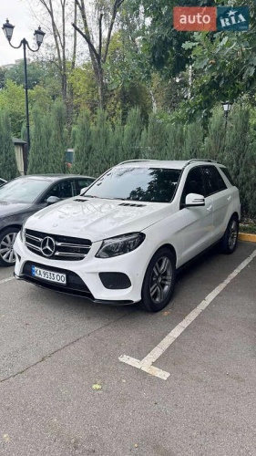Mercedes-Benz GLE-Class 2016