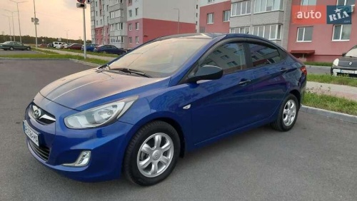 Hyundai Accent 2013