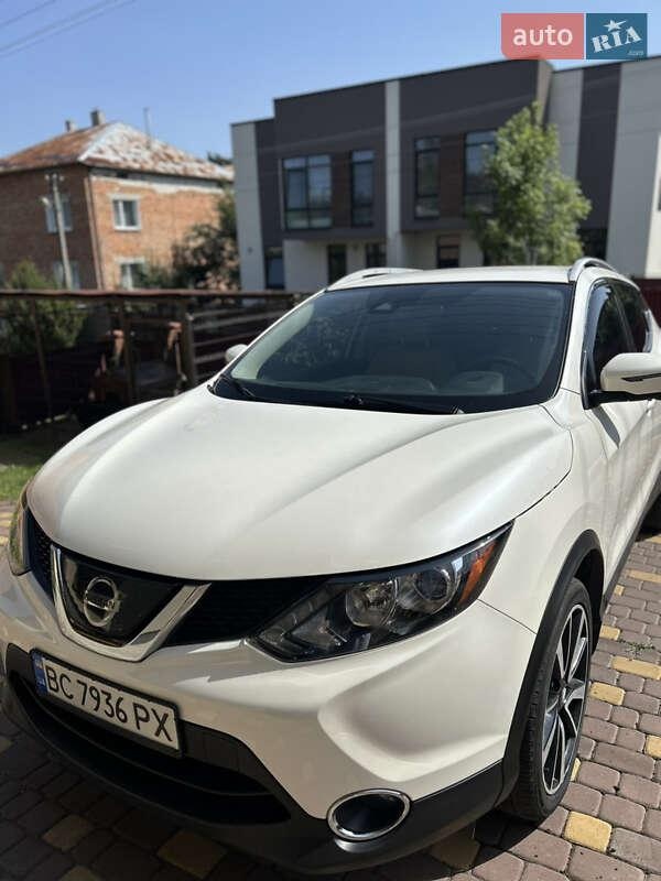 Nissan Rogue Sport 2018