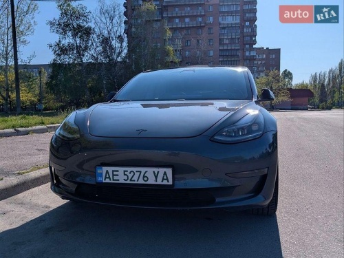 Tesla Model 3 2018