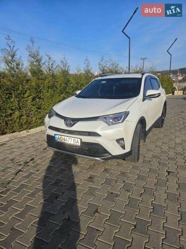 Toyota RAV4 2017