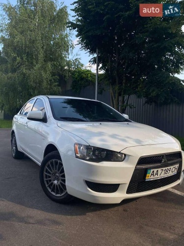 Mitsubishi Lancer 2011