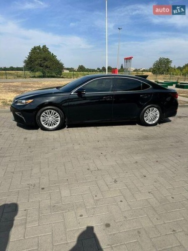 Lexus ES 2016