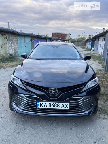 Toyota Camry 2017