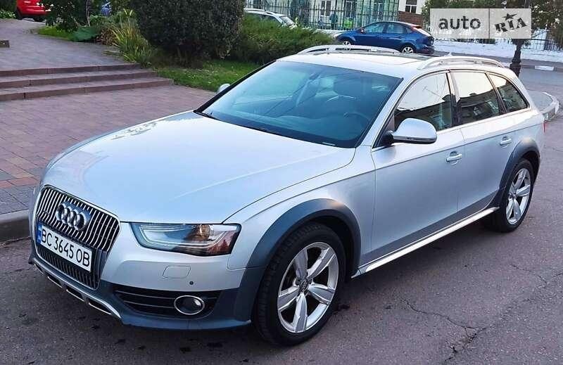 Audi A4 Allroad 2012