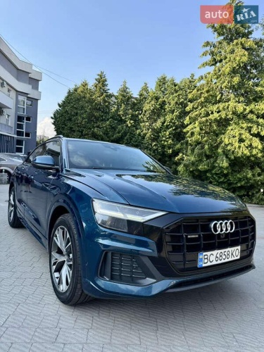 Audi Q8 2020