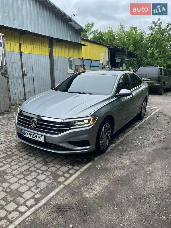 Volkswagen Jetta 2020