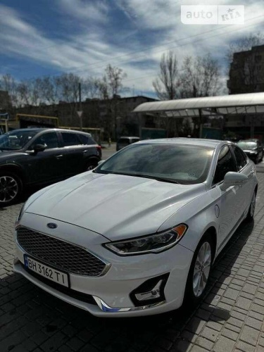 Ford Fusion 2020