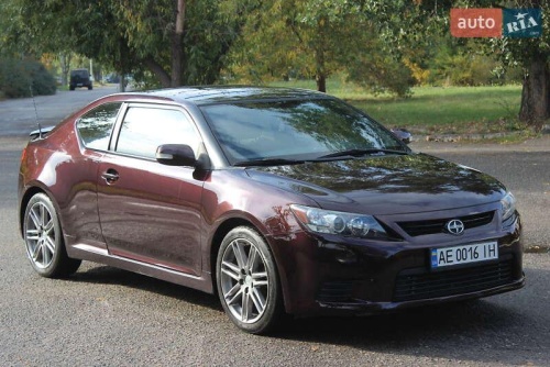 Scion tC 2012