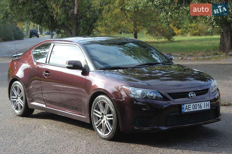 Scion tC 2012