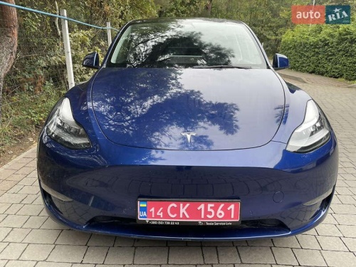 Tesla Model Y 2021