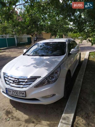 Hyundai Sonata 2012