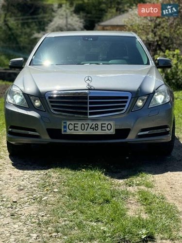 Mercedes-Benz E-Class 2011