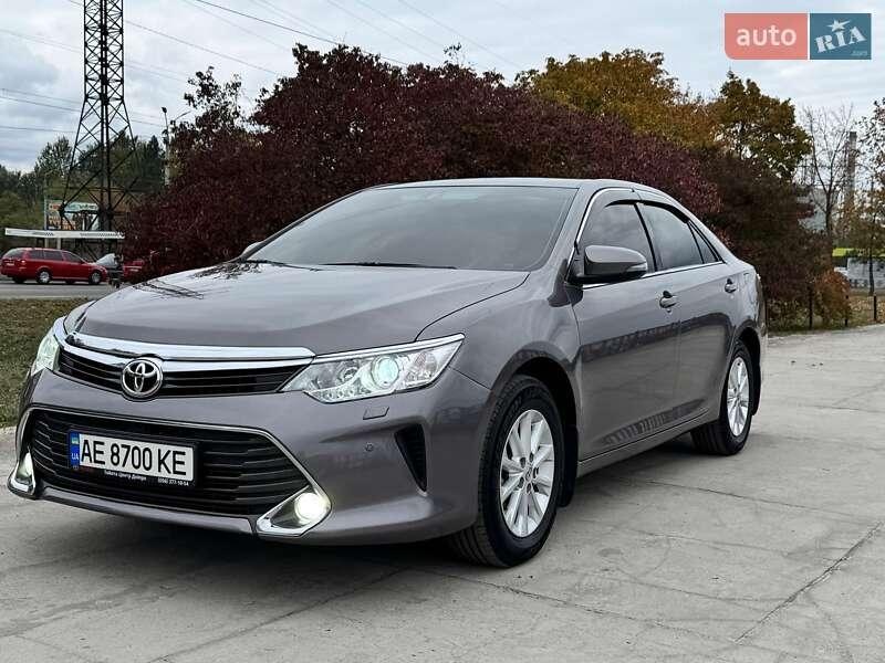 Toyota Camry 2014
