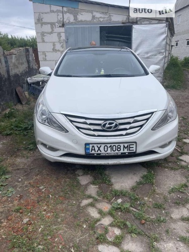 Hyundai Sonata 2010