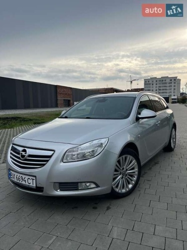 Opel Insignia 2011