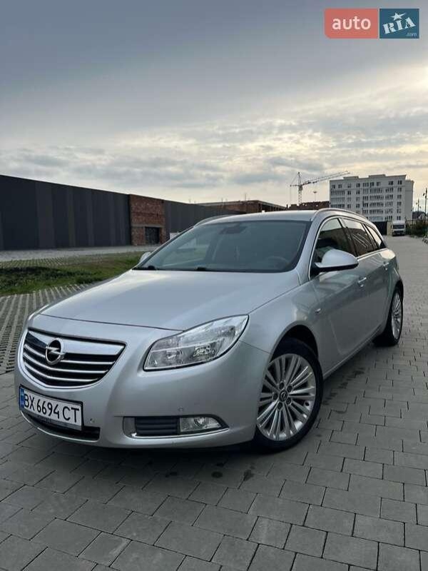 Opel Insignia 2011