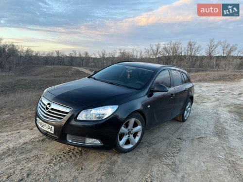Opel Insignia 2011