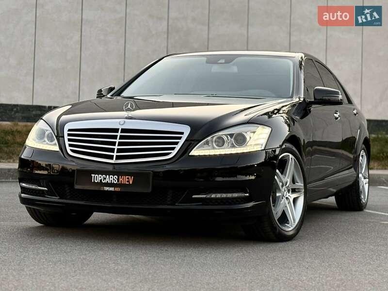 Mercedes-Benz S-Class 2012