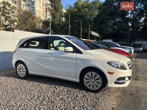 Mercedes-Benz B-Class 2017