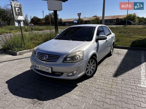 Geely Maple C82 2012