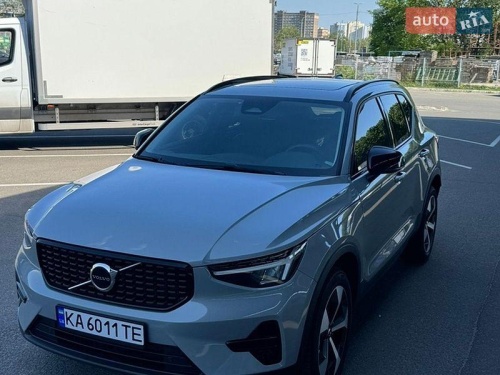 Volvo XC40 2023