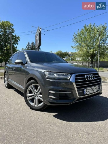 Audi Q7 2015