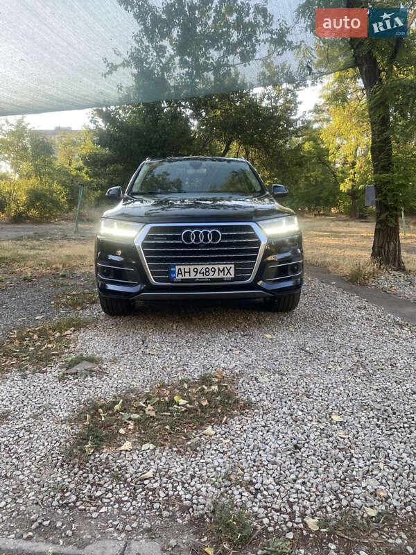 Audi Q7 2016