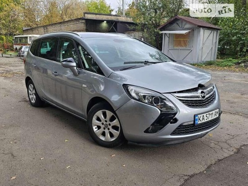 Opel Zafira 2015