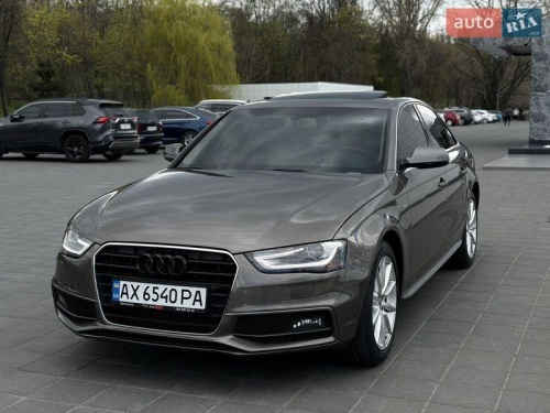 Audi A4 2014