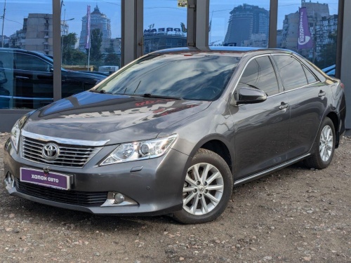 Toyota Camry 2014