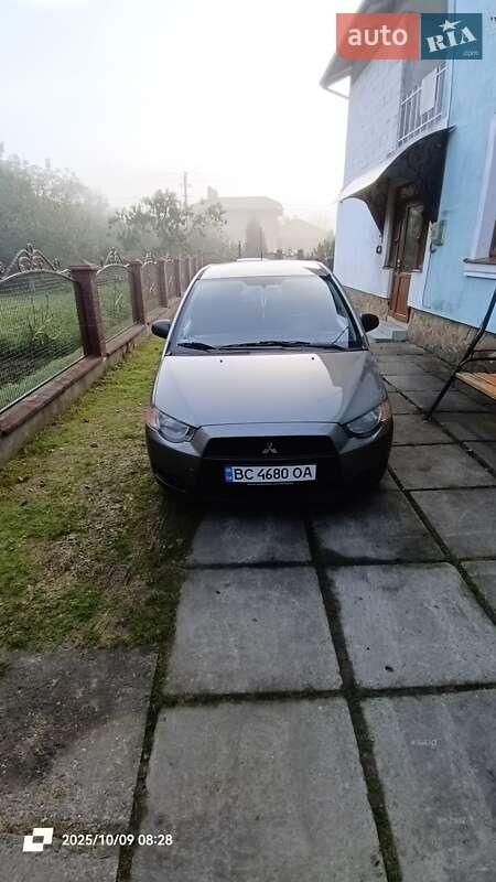 Mitsubishi Colt 2009