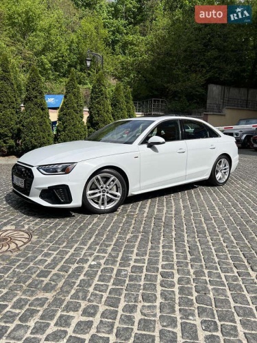 Audi A4 2022